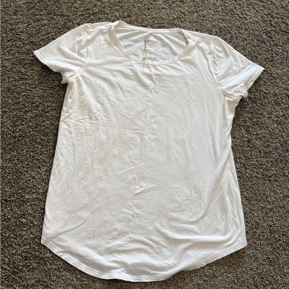 Lululemon Athletica White Short Sleeve Tee
